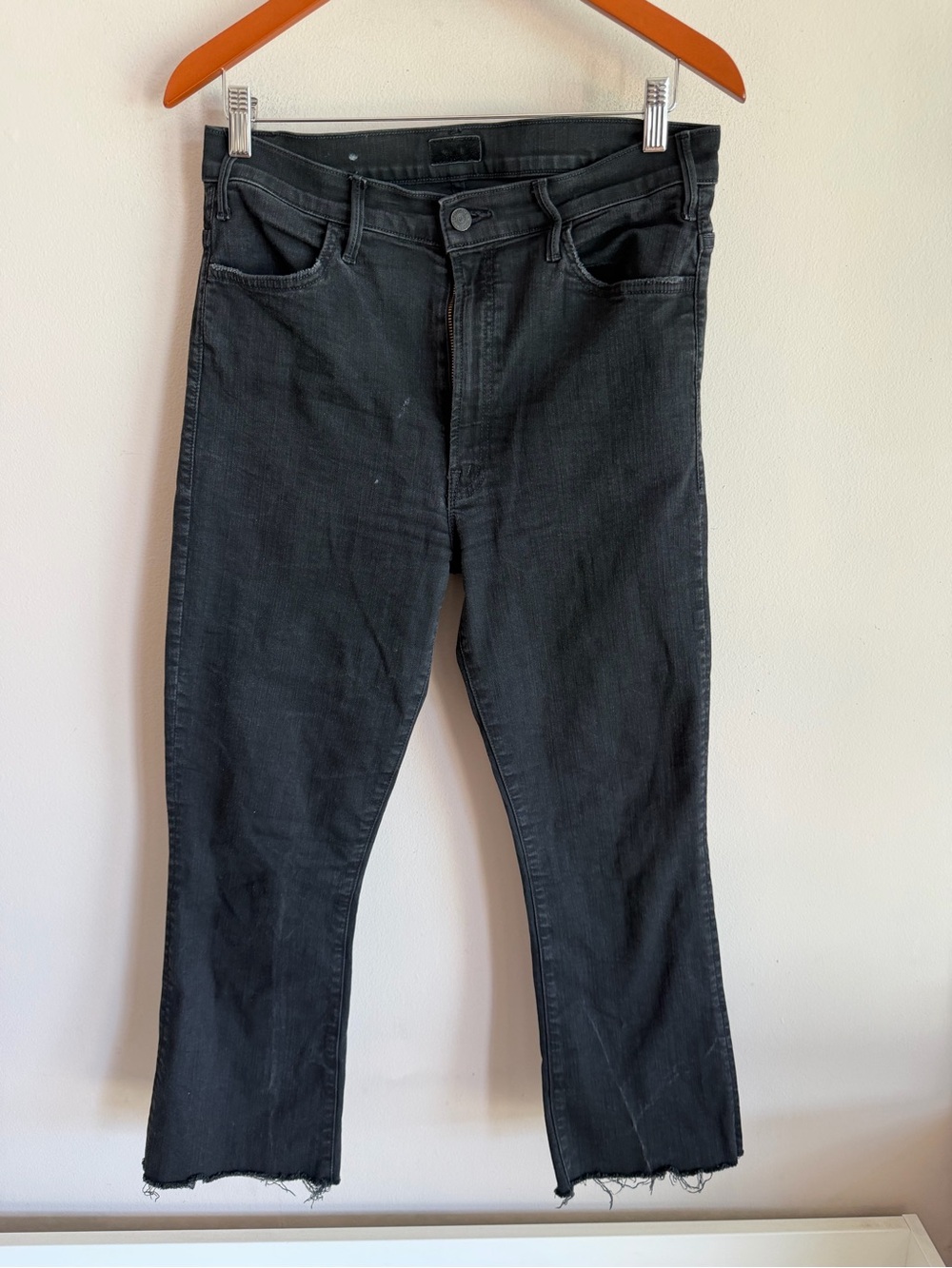 MOTHER The Hustler Ankle Fray Jeans Not Guilty Black High Rise Flare Size 31